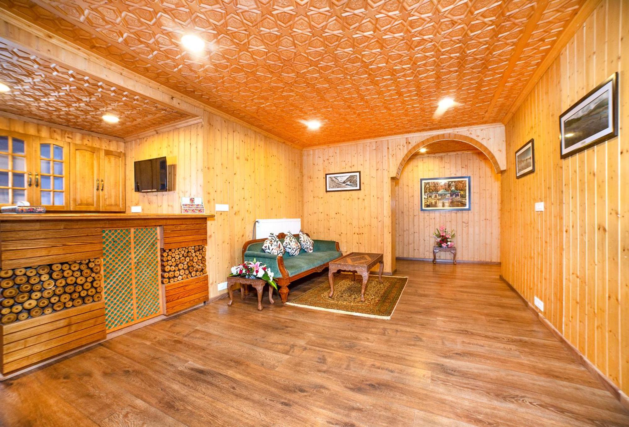 Shaw Inn By Stay Pattern Gulmarg Exterior foto